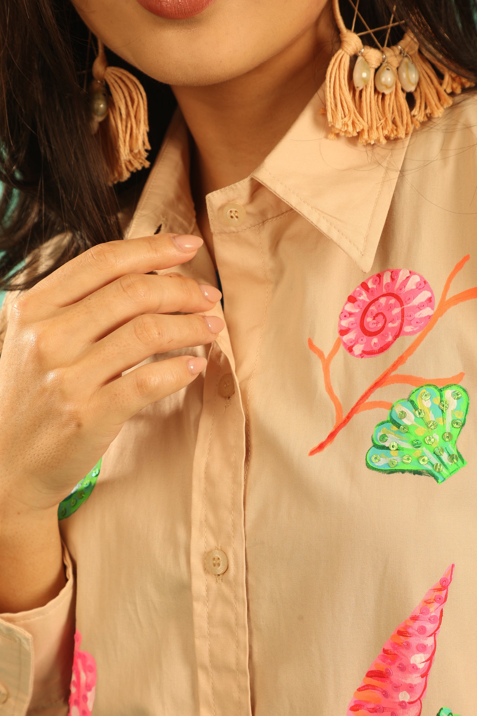 The Beach Please! Shirt in Sand