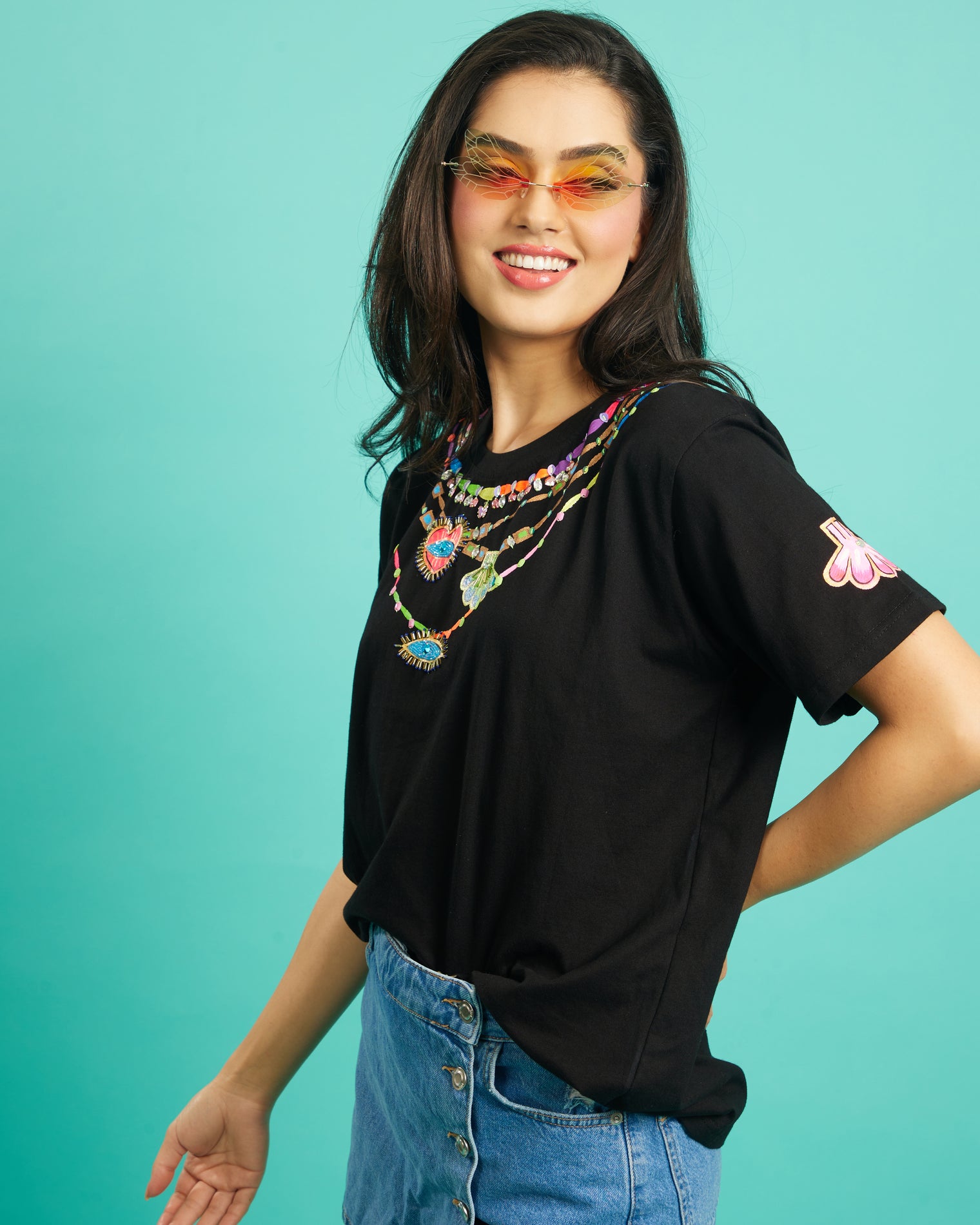 The Charm Necklace Tee in Black