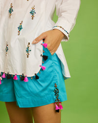The Gemstone Set in White and a Turquoise